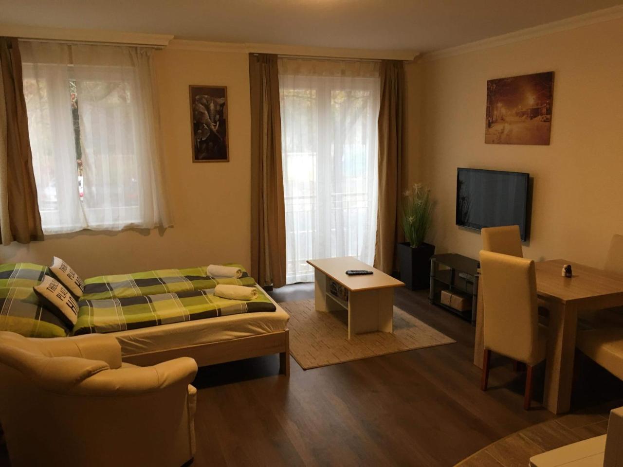 My Home Apartman Hajdúszoboszló Exteriör bild