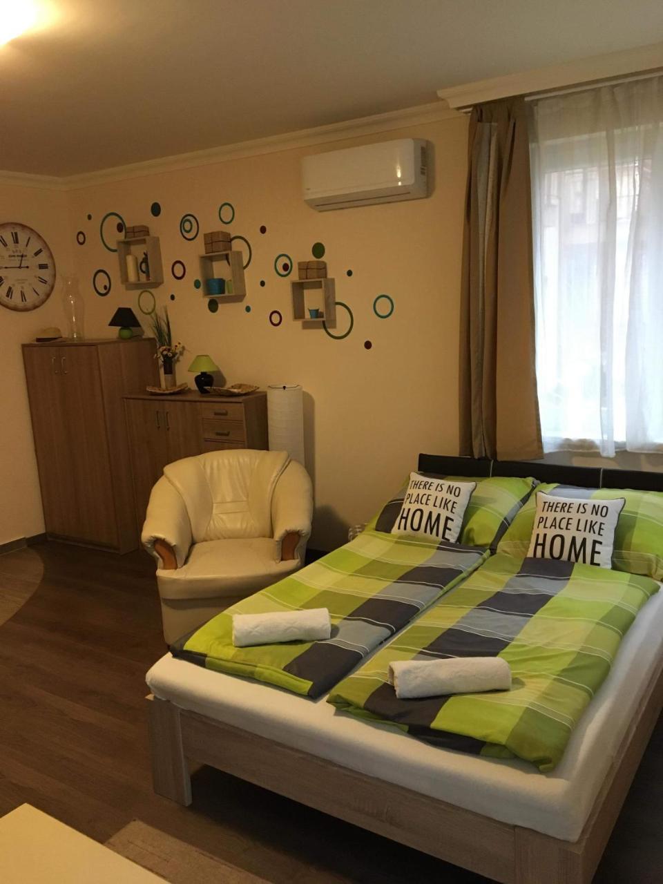 My Home Apartman Hajdúszoboszló Exteriör bild